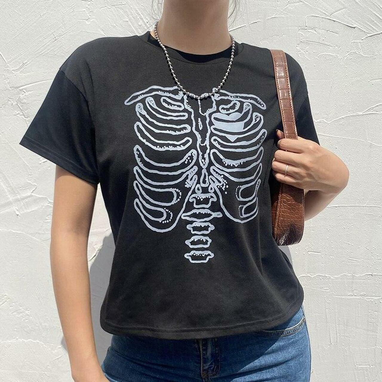 Edgy aesthetic skeleton print tee